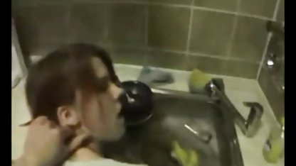 برهنه در مقابل معشوقه و بند کلیپ کوتاه سکسی